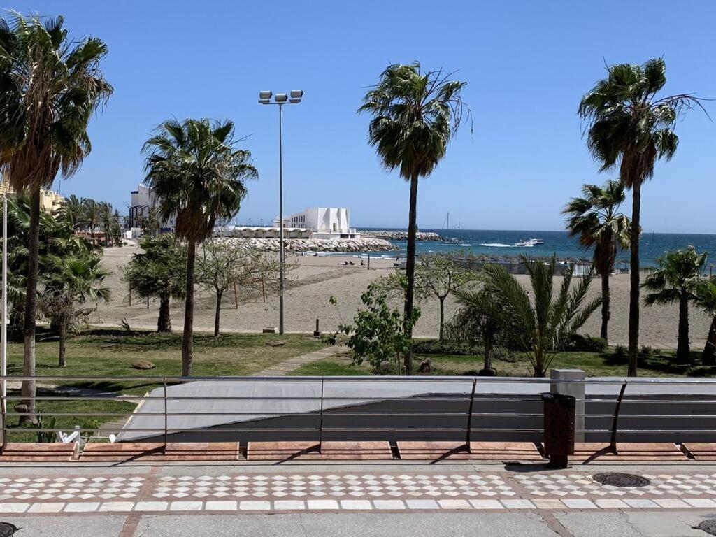 Apartament Apartamento Benalmadena Puerto Marina Zewnętrze zdjęcie